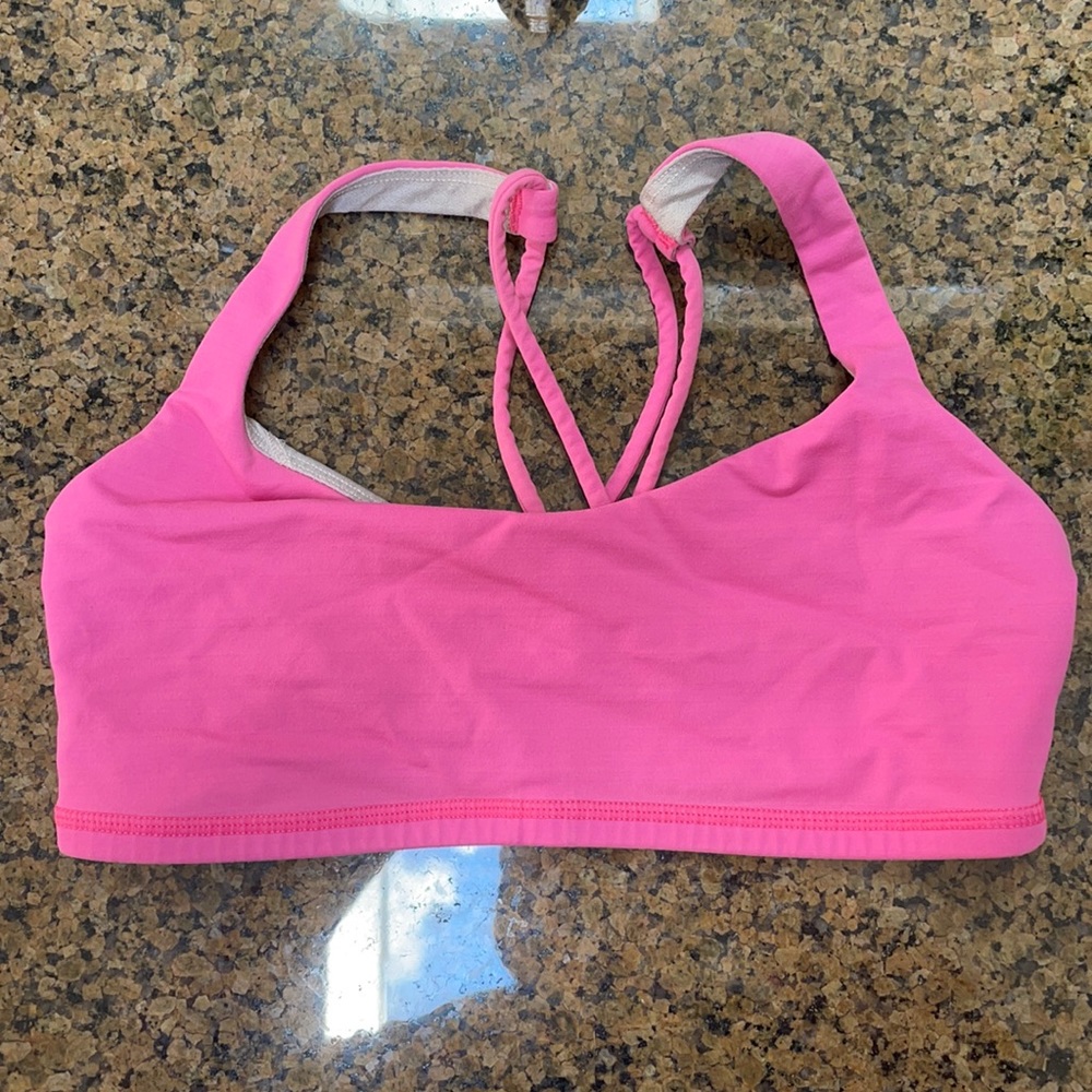 Lululemon free to be bra. Pink